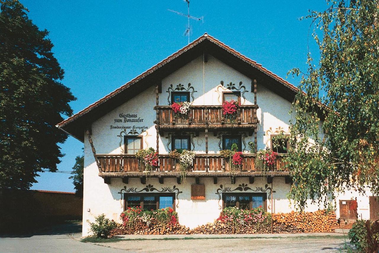 Zum Donauufer Bogen Exterior photo